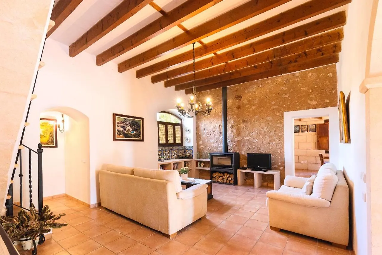 Finca Sitjoles كامبوس إسبانيا